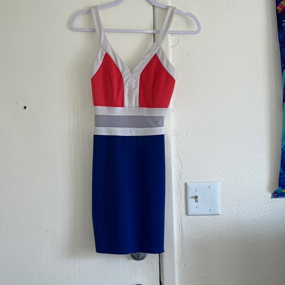 A’GACI red/white/blue dress with mesh middle - Picture 1 of 2